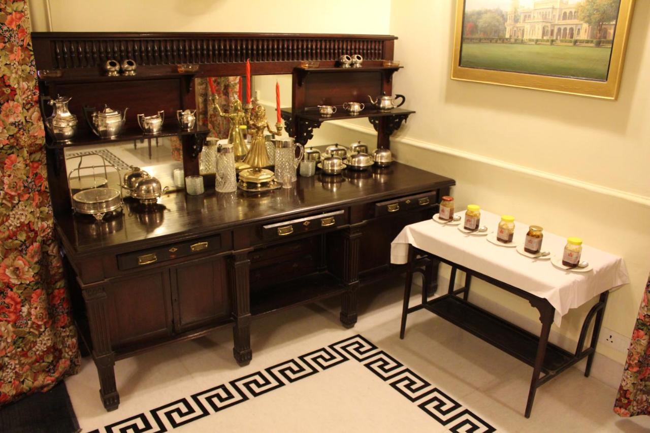Brijraj Bhawan Palace Hotel 코타 외부 사진